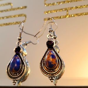 Tear drop dangle earings